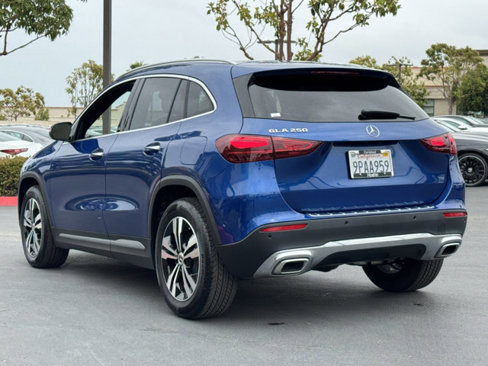 Certified 2025 Mercedes-Benz GLA 250 image 14
