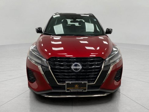 Used 2024 Nissan Kicks SR w/ SR Premium Package image 10
