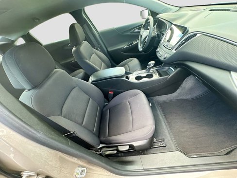 Used 2022 Chevrolet Malibu LS w/ Driver Confidence Package II image 31
