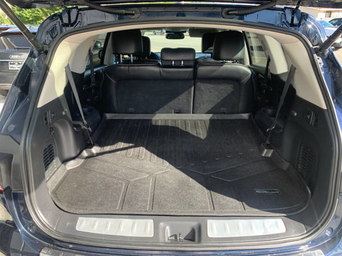 Used 2015 INFINITI QX60 AWD w/ Deluxe Touring Package image 11