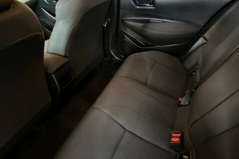 Used 2022 Toyota Corolla LE image 11