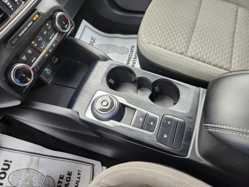Certified 2022 Ford Escape SE w/ Convenience Package image 11