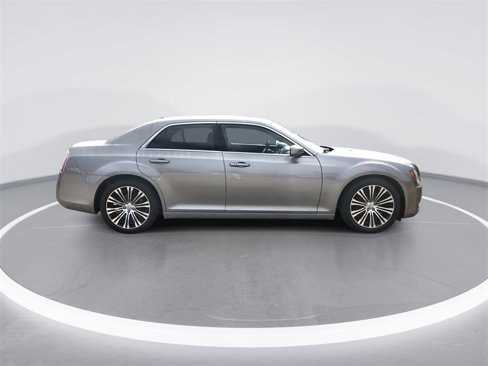Used 2014 Chrysler 300 S w/ Light Group image 9