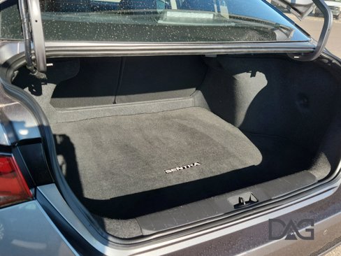 Used 2023 Nissan Sentra SV image 18