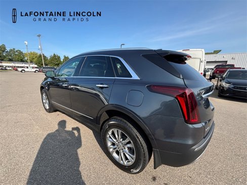 Used 2020 Cadillac XT5 Premium Luxury w/ LPO, Floor Liner Package image 43