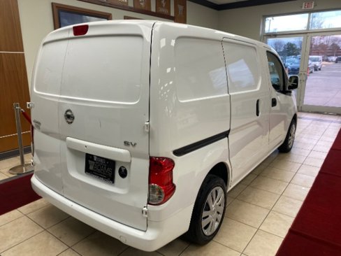Used 2020 Nissan NV200 SV image 3