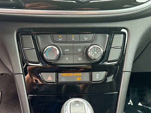 Used 2022 Buick Encore Preferred w/ Safety Package image 13