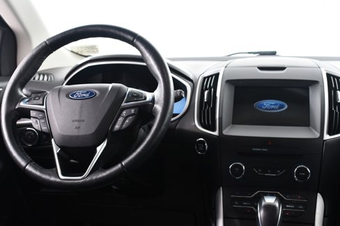 Used 2018 Ford Edge SEL w/ Equipment Group 201A image 8