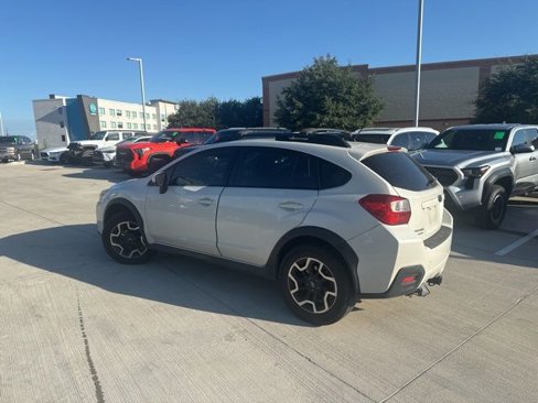 Used 2017 Subaru Crosstrek 2.0i Premium image 5