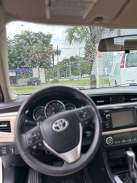 Used 2014 Toyota Corolla LE image 11