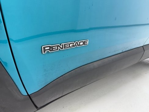 Used 2020 Jeep Renegade Latitude image 8
