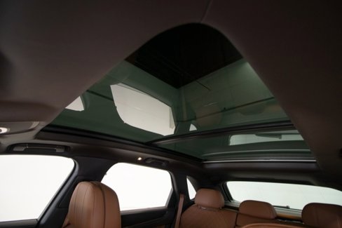 Used 2022 Bentley Bentayga image 38