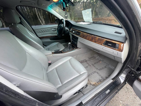 Used 2006 BMW 330xi Sedan image 29