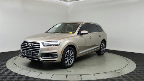Used 2019 Audi Q7 3.0T Prestige image 3