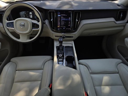 Used 2021 Volvo XC60 T6 Inscription w/ Protection Package Premier image 18