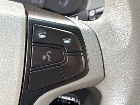 Used 2012 Toyota Sienna LE image 34