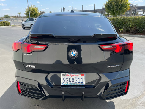 Used 2025 BMW X2 xDrive28i w/ Technology Package image 4