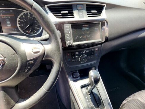 Used 2019 Nissan Sentra SV image 7