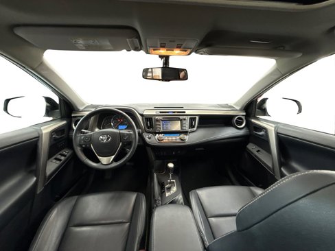 Used 2015 Toyota RAV4 Limited image 19