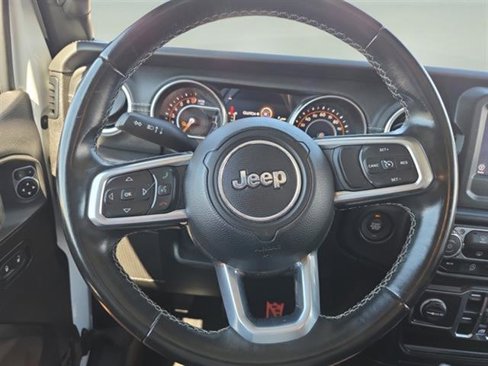Used 2020 Jeep Gladiator Overland image 18