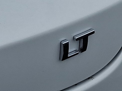 New 2025 Chevrolet Trax LT image 12