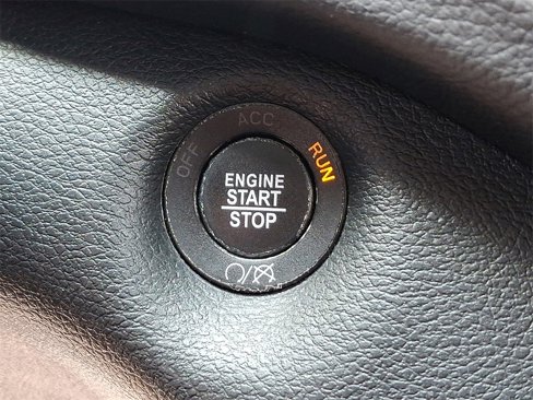 Used 2021 Jeep Cherokee Trailhawk image 22