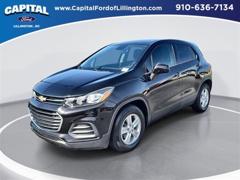 Used 2020 Chevrolet Trax LS w/ Tint and Cruise Package image 1