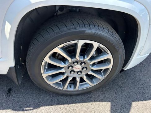 Used 2022 GMC Acadia Denali w/ Trailering Package image 27