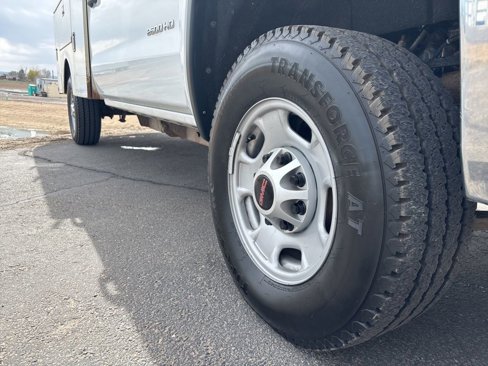 Used 2019 GMC Sierra 2500 4x4 Double Cab w/ Sierra Convenience Package image 4