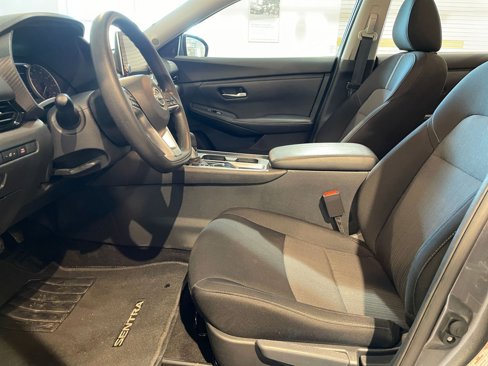 Used 2024 Nissan Sentra SV image 27