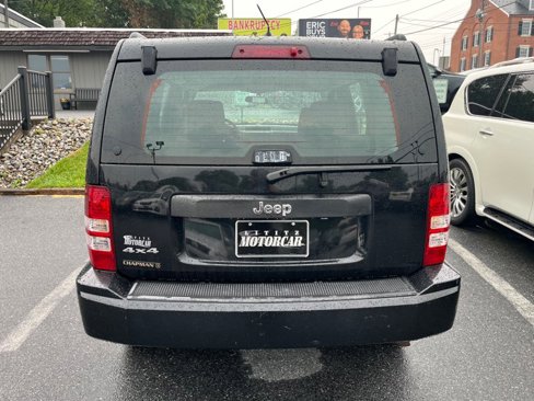 Used 2009 Jeep Liberty Sport image 6