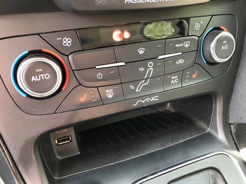 Used 2016 Ford Focus Electric Hatchback image 29