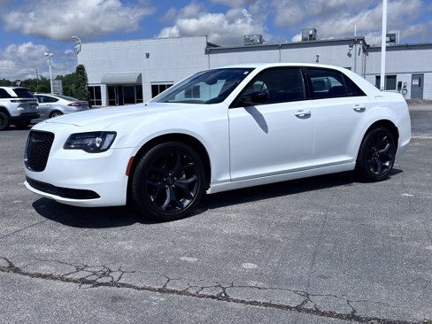Used 2023 Chrysler 300 Touring w/ Sport Appearance Package image 2
