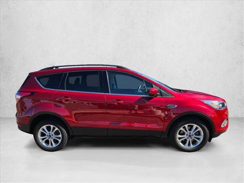 Used 2018 Ford Escape SEL image 4