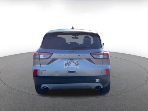 Used 2022 Ford Escape SE image 12
