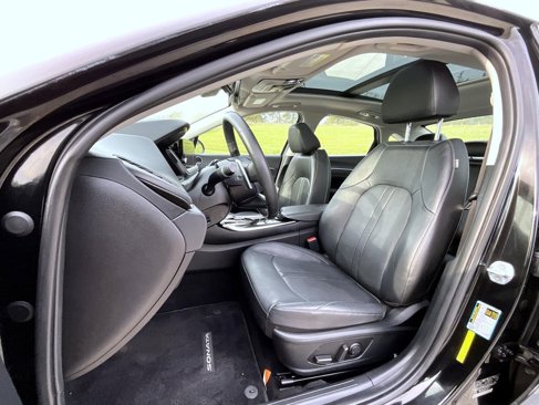 Used 2022 Hyundai Sonata Limited image 11