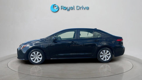 Used 2020 Toyota Corolla LE image 2