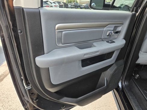 Used 2019 RAM 1500 Big Horn image 38