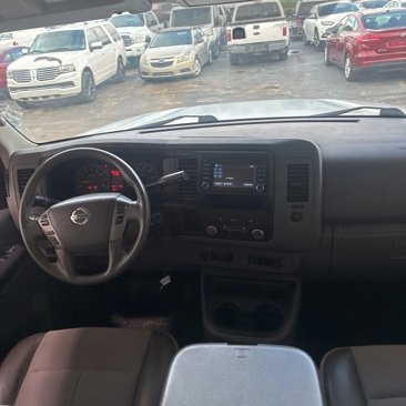 Used 2018 Nissan NV 2500 SV w/ Navigation Package image 11