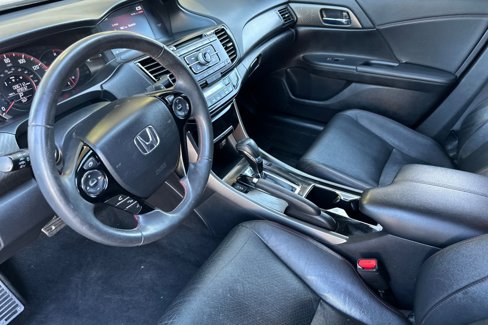 Used 2017 Honda Accord Sport Special Edition image 10