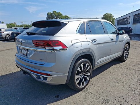 Used 2021 Volkswagen Atlas Cross Sport SEL R-Line image 6