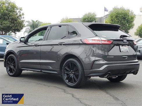 Certified 2020 Ford Edge ST-Line w/ Cold Weather Package image 2