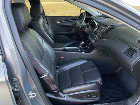 Used 2017 Chevrolet Impala Premier w/ Enhanced Convenience Package image 35