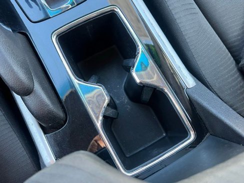 Used 2017 Honda Accord LX image 29