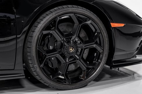 Used 2023 Lamborghini Huracan Tecnica image 47