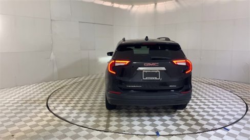 Used 2023 GMC Terrain SLE w/ Driver Convenience Package image 7
