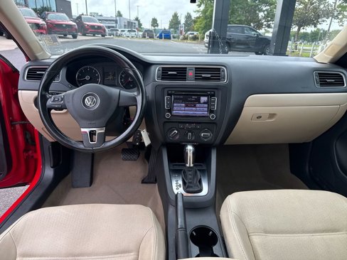 Used 2012 Volkswagen Jetta SE image 16