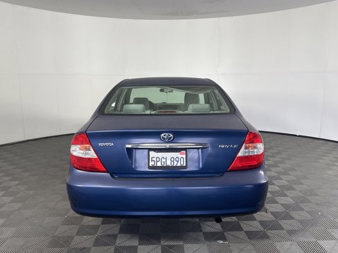 Used 2004 Toyota Camry LE image 4