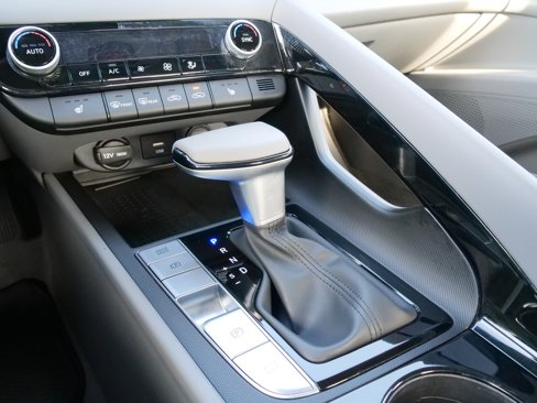 Certified 2023 Hyundai Elantra SEL w/ Convenience Package image 25