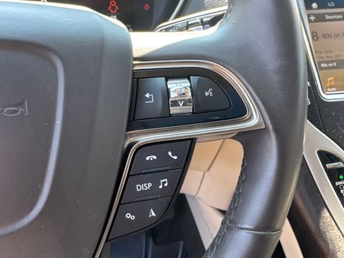Used 2019 Lincoln Nautilus Reserve image 26